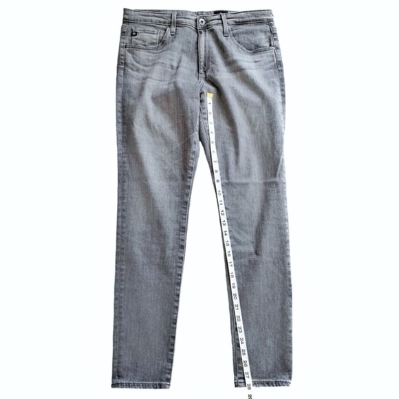AG Grey Legging Ankle Skinny Jeans! Retail $199. - Picture 2 of 6